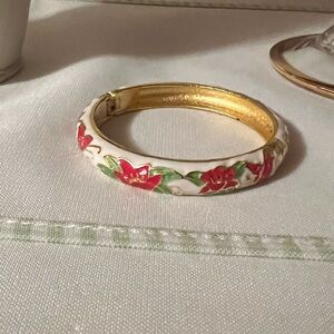 Jiu Long Xing red flower enamel hinged bangle bracelet